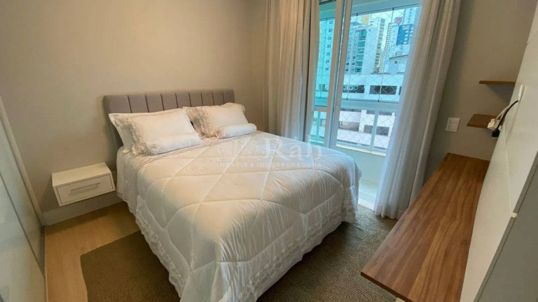 Imagem Apartamento com 3 Quartos à Venda, 138 m² em Centro - Balneário Camboriú Imagem Apartamento com 3 Quartos à Venda, 138 m² em Centro - Balneário Camboriú