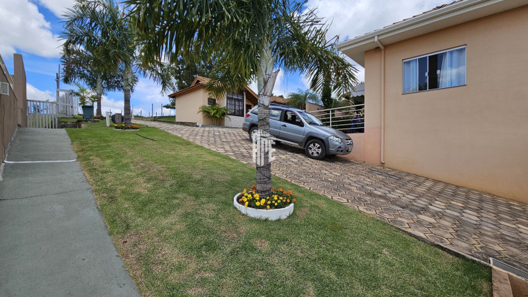 Imagem Imóvel com 6 Quartos à Venda, 2.600 m² em Centro - Monte Sião Imagem Imóvel com 6 Quartos à Venda, 2.600 m² em Centro - Monte Sião