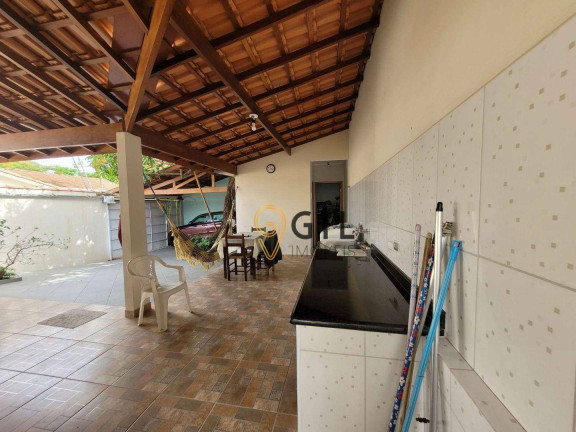 Imagem Casa com 3 Quartos à Venda, 232 m² em Centro - Jacareí Imagem Casa com 3 Quartos à Venda, 232 m² em Centro - Jacareí