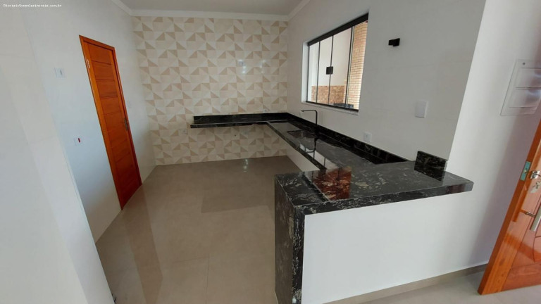 Imagem Casa com 3 Quartos à Venda, 130 m² em Balneário Oásis - Peruíbe