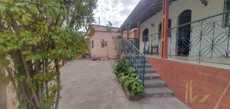 Imagem Casa com 4 Quartos à Venda, 163 m² em Jardim Dos Comerciários (venda Nova) - Belo Horizonte Imagem Casa com 4 Quartos à Venda, 163 m² em Jardim Dos Comerciários (venda Nova) - Belo Horizonte