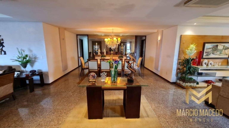 Imagem Apartamento com 3 Quartos à Venda, 303 m² em Patriolino Ribeiro - Fortaleza Imagem Apartamento com 3 Quartos à Venda, 303 m² em Patriolino Ribeiro - Fortaleza