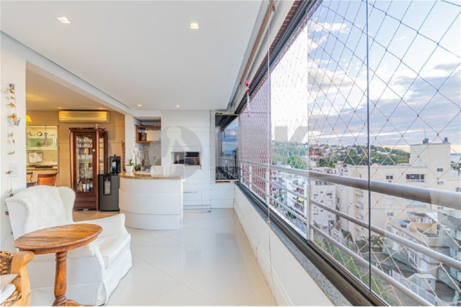 Imagem Apartamento com 3 Quartos à Venda, 126 m² em Menino Deus - Porto Alegre Imagem Apartamento com 3 Quartos à Venda, 126 m² em Menino Deus - Porto Alegre