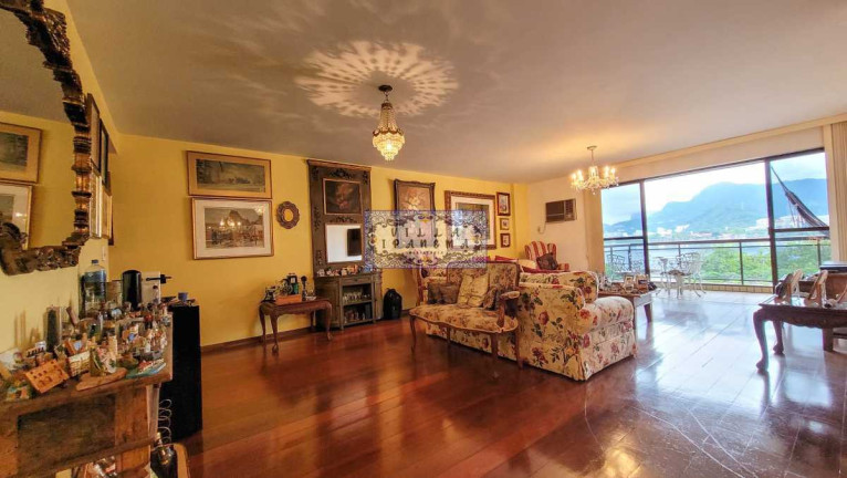 Imagem Apartamento com 4 Quartos à Venda, 170 m² em Lagoa - Rio De Janeiro Imagem Apartamento com 4 Quartos à Venda, 170 m² em Lagoa - Rio De Janeiro