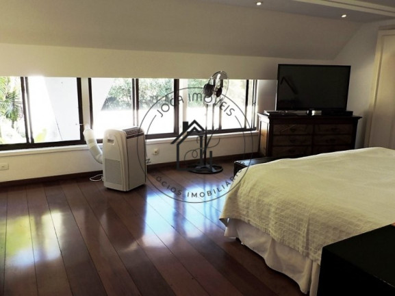 Imagem Casa de Condomínio com 5 Quartos à Venda, 5 m² em Chácara De La Rocca - Carapicuíba Imagem Casa de Condomínio com 5 Quartos à Venda, 5 m² em Chácara De La Rocca - Carapicuíba