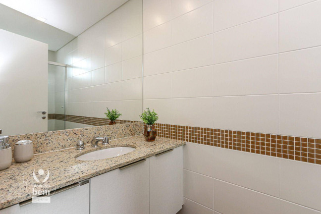 Imagem Apartamento com 3 Quartos à Venda, 176 m² em Cabral - Curitiba Imagem Apartamento com 3 Quartos à Venda, 176 m² em Cabral - Curitiba