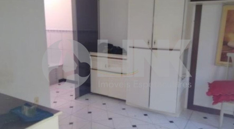 Imagem Casa com 2 Quartos à Venda, 179 m² em Jardim Itu - Porto Alegre Imagem Casa com 2 Quartos à Venda, 179 m² em Jardim Itu - Porto Alegre