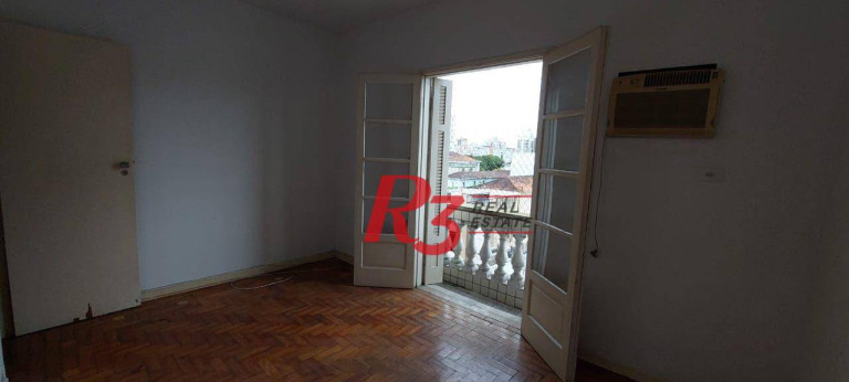Apartamento com 3 Quartos para Alugar, 131 m² em Embaré - Santos