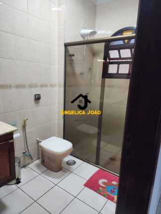 Imagem Casa com 4 Quartos à Venda, 271 m² em São Jorge - Santos