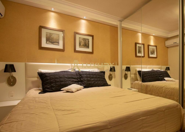 Imagem Imóvel com 2 Quartos à Venda, 134 m² em Santo Antônio - Belo Horizonte Imagem Imóvel com 2 Quartos à Venda, 134 m² em Santo Antônio - Belo Horizonte