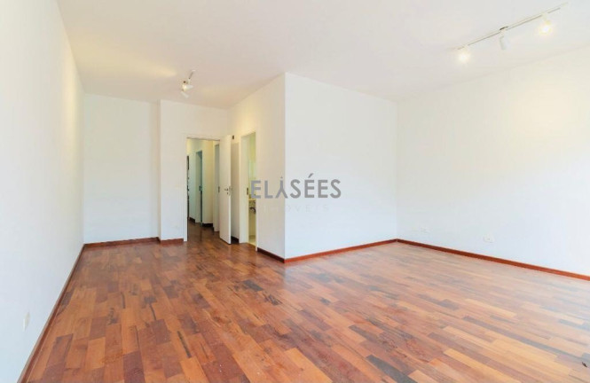Imagem Imóvel com 3 Quartos à Venda, 300 m² em Morumbi - São Paulo Imagem Imóvel com 3 Quartos à Venda, 300 m² em Morumbi - São Paulo