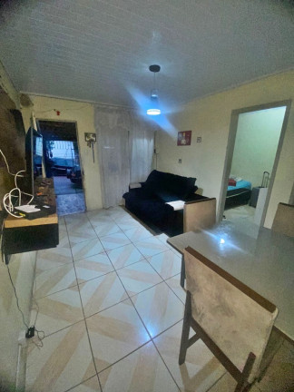 Imagem Casa com 2 Quartos à Venda, em Costa E Silva - Porto Alegre Imagem Casa com 2 Quartos à Venda, em Costa E Silva - Porto Alegre