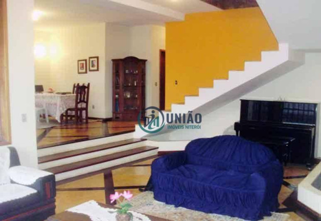 Casa com 4 Quartos à Venda, 289 m² em Engenho Do Mato - Niterói
