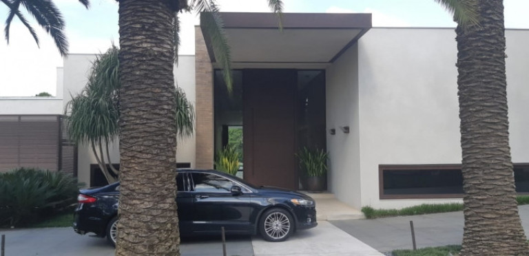 Imagem Casa com 7 Quartos à Venda, 1.500 m² em Alphaville 0 (zero) - Alphaville