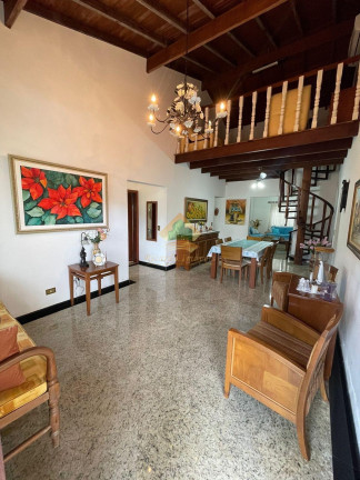 Imagem Casa com 3 Quartos à Venda, 214 m² em Barra Da Lagoa - Ubatuba