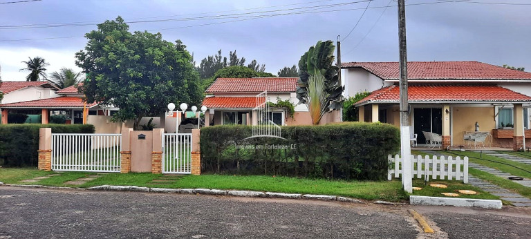 Imagem Casa de Condomínio com 3 Quartos à Venda, 130 m² em Centro - Aquiraz Imagem Casa de Condomínio com 3 Quartos à Venda, 130 m² em Centro - Aquiraz