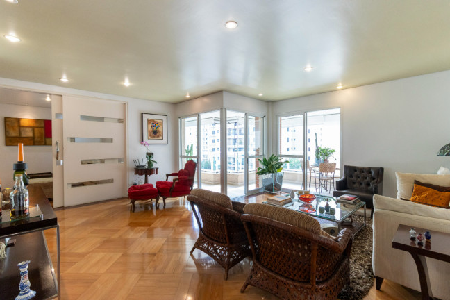 Imagem Apartamento com 3 Quartos à Venda, 195 m² em Moema - São Paulo