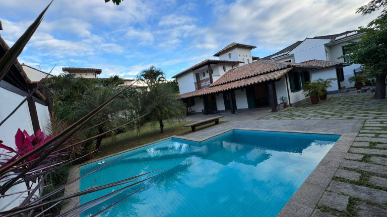 Imagem Casa com 5 Quartos para Alugar, 450 m² em Portinho - Cabo Frio Imagem Casa com 5 Quartos para Alugar, 450 m² em Portinho - Cabo Frio
