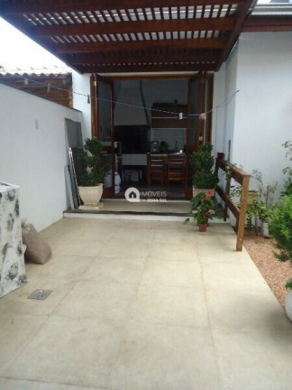 Imagem Casa com 3 Quartos à Venda, 177 m²