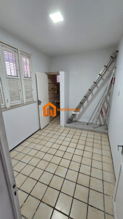 Imagem Casa com 5 Quartos à Venda, em Aldeota - Fortaleza Imagem Casa com 5 Quartos à Venda, em Aldeota - Fortaleza