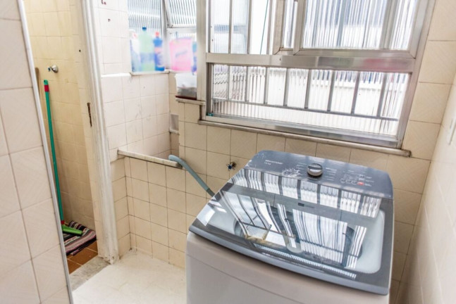 Imagem Imóvel com 3 Quartos à Venda, 120 m² em Tijuca - Rio De Janeiro Imagem Imóvel com 3 Quartos à Venda, 120 m² em Tijuca - Rio De Janeiro