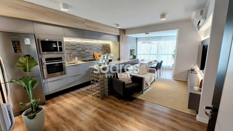 Apartamento com 3 Quartos à Venda, 76 m² em Centro - Pelotas