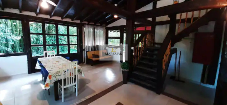 Imagem Casa com 4 Quartos à Venda, 270 m² em Maresias - São Sebastião Imagem Casa com 4 Quartos à Venda, 270 m² em Maresias - São Sebastião