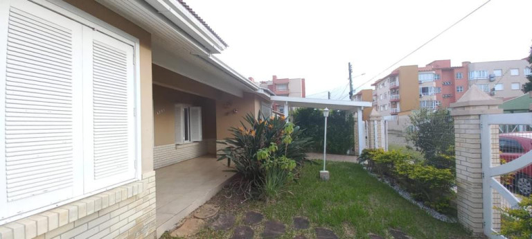 Imagem Sobrado com 4 Quartos à Venda, 270 m² em Capão Novo - Capao Da Canoa Imagem Sobrado com 4 Quartos à Venda, 270 m² em Capão Novo - Capao Da Canoa