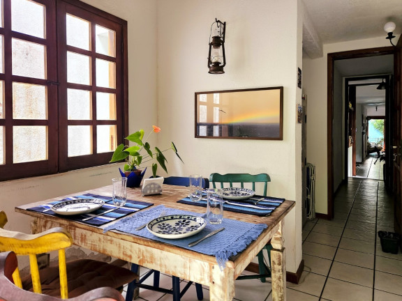 Imagem Casa com 4 Quartos à Venda, em Barra - Salvador Imagem Casa com 4 Quartos à Venda, em Barra - Salvador