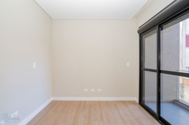 Imagem Casa de Condomínio com 3 Quartos à Venda, 125 m² em água Verde - Curitiba Imagem Casa de Condomínio com 3 Quartos à Venda, 125 m² em água Verde - Curitiba