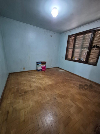 Imagem Casa com 4 Quartos à Venda, 280 m² em Teresópolis - Porto Alegre Imagem Casa com 4 Quartos à Venda, 280 m² em Teresópolis - Porto Alegre