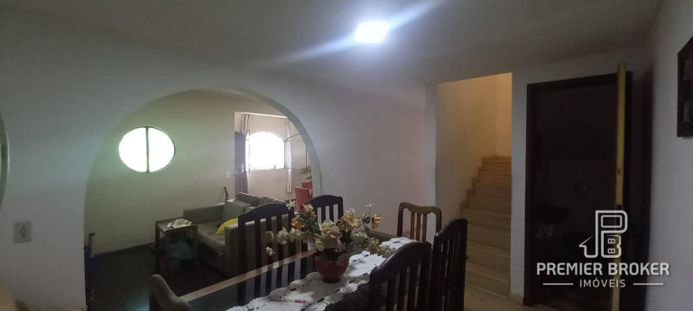 Imagem Casa com 4 Quartos à Venda, 230 m² em Bom Retiro - Teresópolis Imagem Casa com 4 Quartos à Venda, 230 m² em Bom Retiro - Teresópolis