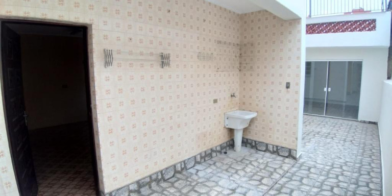 Imagem Sobrado com 4 Quartos à Venda, 212 m² em Centro - Suzano Imagem Sobrado com 4 Quartos à Venda, 212 m² em Centro - Suzano