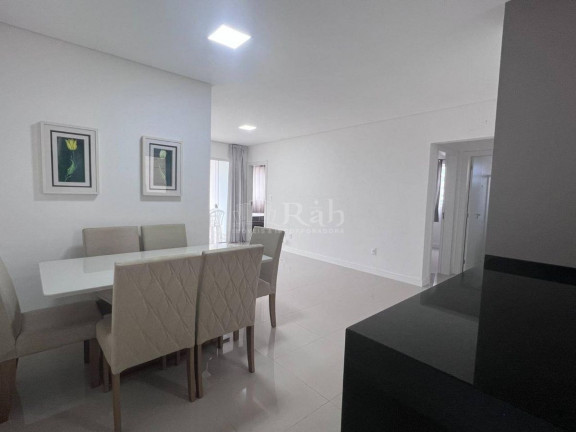 Apartamento com 3 Quartos à Venda, 92 m² em Meia Praia - Itapema