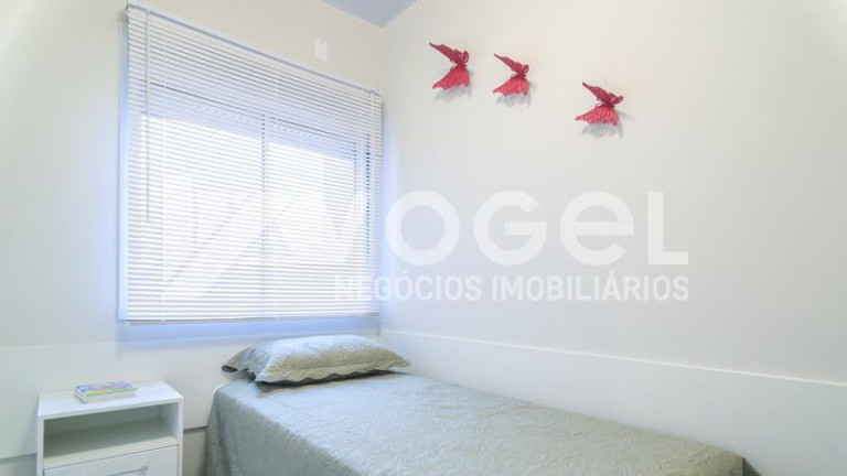 Imagem Casa com 2 Quartos à Venda, 150 m² em Restinga - Porto Alegre Imagem Casa com 2 Quartos à Venda, 150 m² em Restinga - Porto Alegre