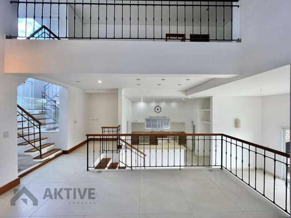 Imagem Casa de Condomínio com 3 Quartos à Venda, 271 m² em Granja Viana - Cotia Imagem Casa de Condomínio com 3 Quartos à Venda, 271 m² em Granja Viana - Cotia