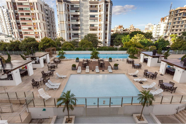 Imagem Imóvel com 2 Quartos à Venda, em Boa Vista - Porto Alegre Imagem Imóvel com 2 Quartos à Venda, em Boa Vista - Porto Alegre