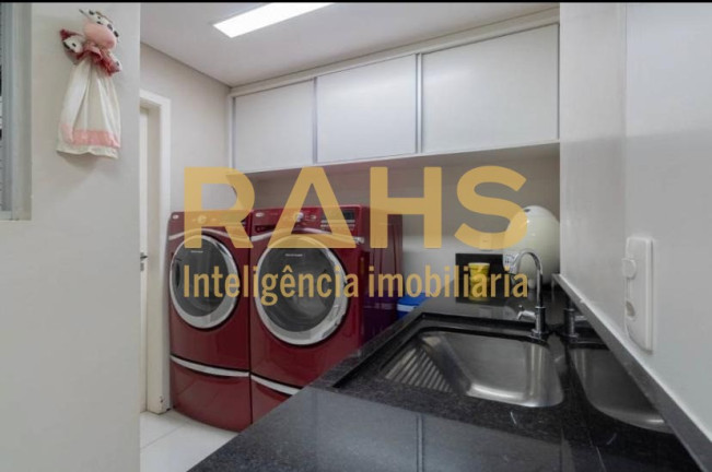 Imagem Cobertura com 4 Quartos à Venda, 260 m² em Centro - Joinville