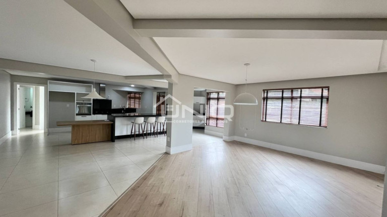 Imagem Apartamento com 3 Quartos à Venda, 282 m² em Brasília - Pato Branco Imagem Apartamento com 3 Quartos à Venda, 282 m² em Brasília - Pato Branco