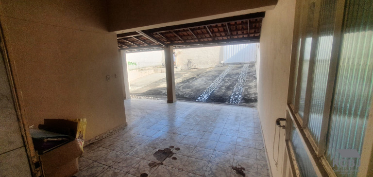 Imagem Casa com 3 Quartos à Venda, em Centro - Esmeraldas Imagem Casa com 3 Quartos à Venda, em Centro - Esmeraldas