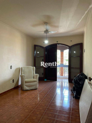 Imagem Sobrado com 3 Quartos à Venda, 244 m² em Estádio - Rio Claro Imagem Sobrado com 3 Quartos à Venda, 244 m² em Estádio - Rio Claro