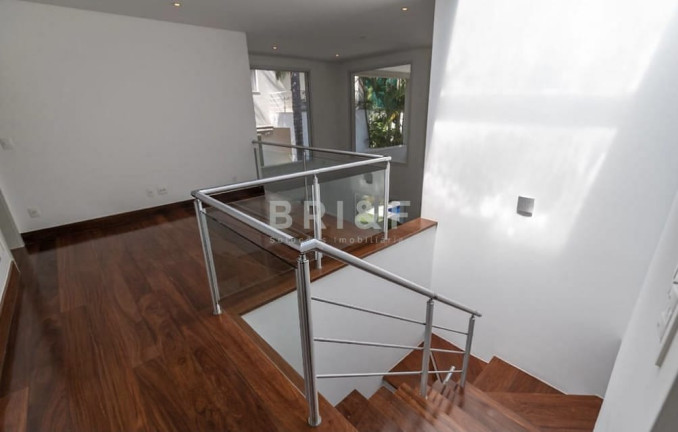 Imagem Sobrado com 4 Quartos à Venda, 958 m² em Jardim Petrópolis - São Paulo Imagem Sobrado com 4 Quartos à Venda, 958 m² em Jardim Petrópolis - São Paulo