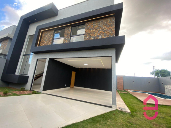 Imagem Sobrado com 3 Quartos à Venda, 240 m² em Setor Faiçalville - Goiânia Imagem Sobrado com 3 Quartos à Venda, 240 m² em Setor Faiçalville - Goiânia