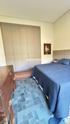 Imagem Casa com 3 Quartos à Venda, 1.600 m² Imagem Casa com 3 Quartos à Venda, 1.600 m²
