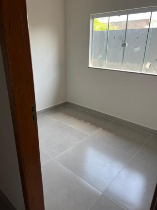 Imagem Casa com 3 Quartos à Venda, 125 m² em Parque Leblon - Londrina Imagem Casa com 3 Quartos à Venda, 125 m² em Parque Leblon - Londrina
