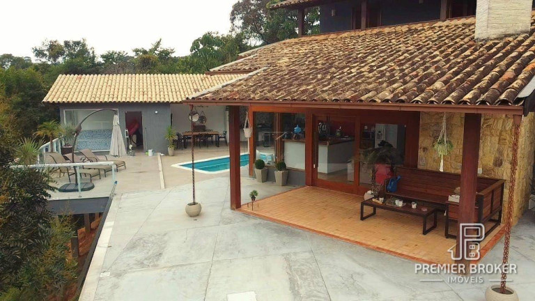 Imagem Casa com 4 Quartos à Venda, 600 m² em Quebra Frascos - Teresópolis