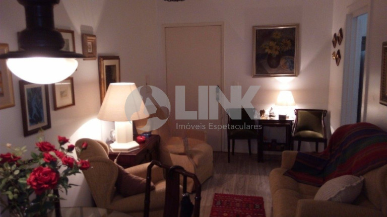 Imagem Apartamento com 2 Quartos à Venda, 63 m² em Santana - Porto Alegre