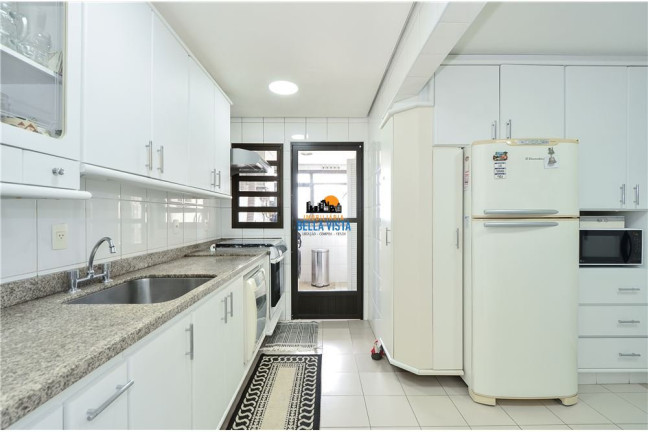 Imagem Apartamento com 3 Quartos à Venda,  em Caxingui - São Paulo