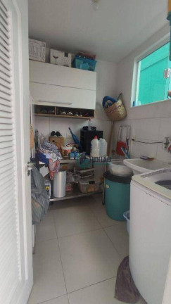 Imagem Casa com 3 Quartos à Venda, 240 m² em Arsenal - São Gonçalo Imagem Casa com 3 Quartos à Venda, 240 m² em Arsenal - São Gonçalo