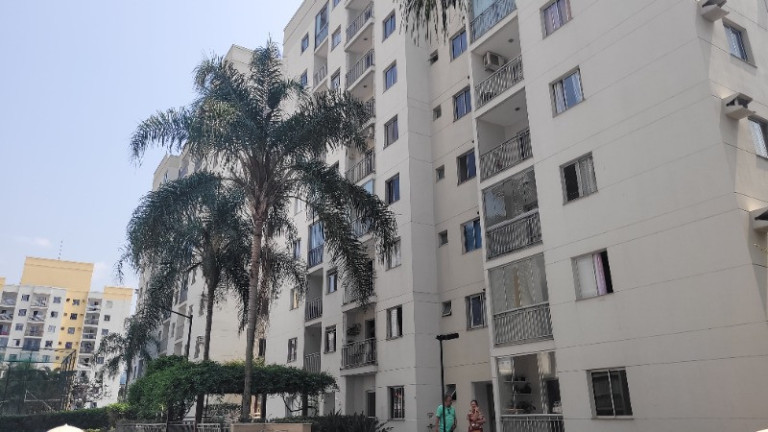 Apartamento com 3 Quartos para Alugar ou Temporada, 62 m² em Colina De Laranjeiras - Serra